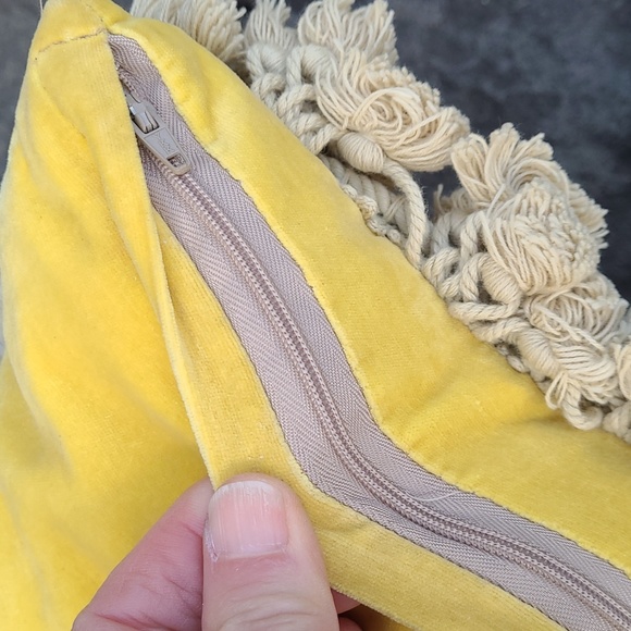 Aubusson  petit  point  floral  tassel  rectangular  pillow - Picture 10 of 16